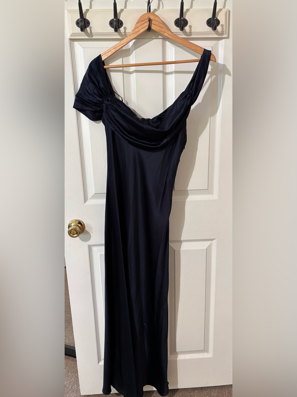 NWT Quince 100% Washable Silk Draped Shoulder Maxi Dress in NAVY Medium - Picture 2 of 5